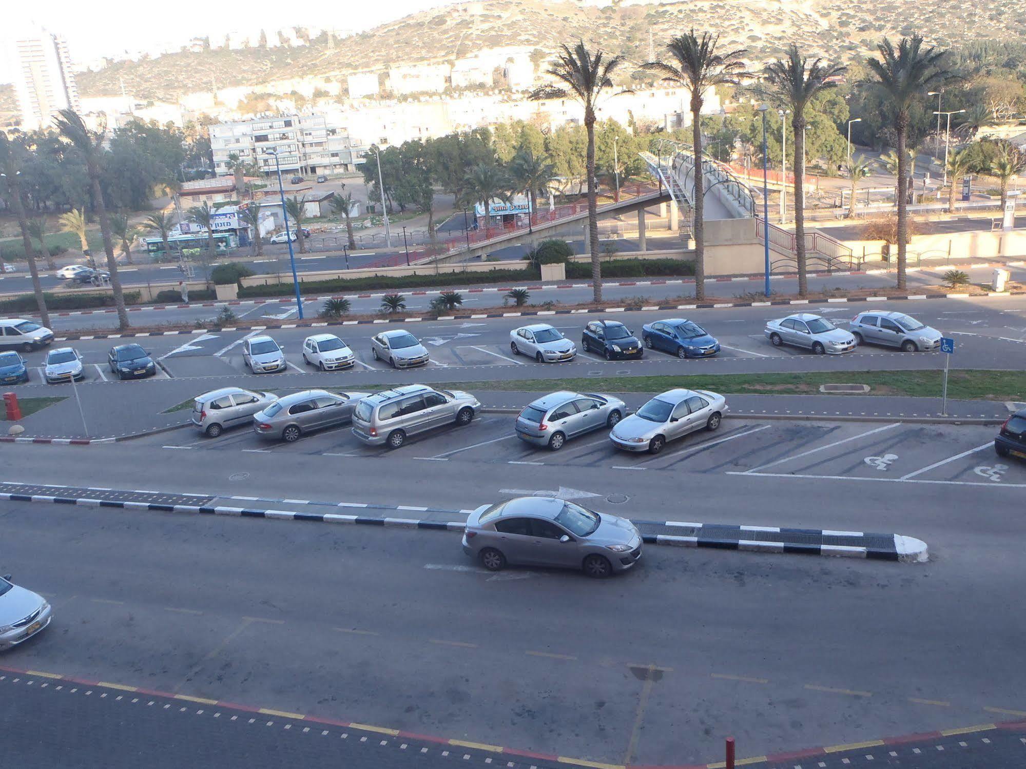 شقق ماروم هوف هاكارميل حيفا المظهر الخارجي الصورة